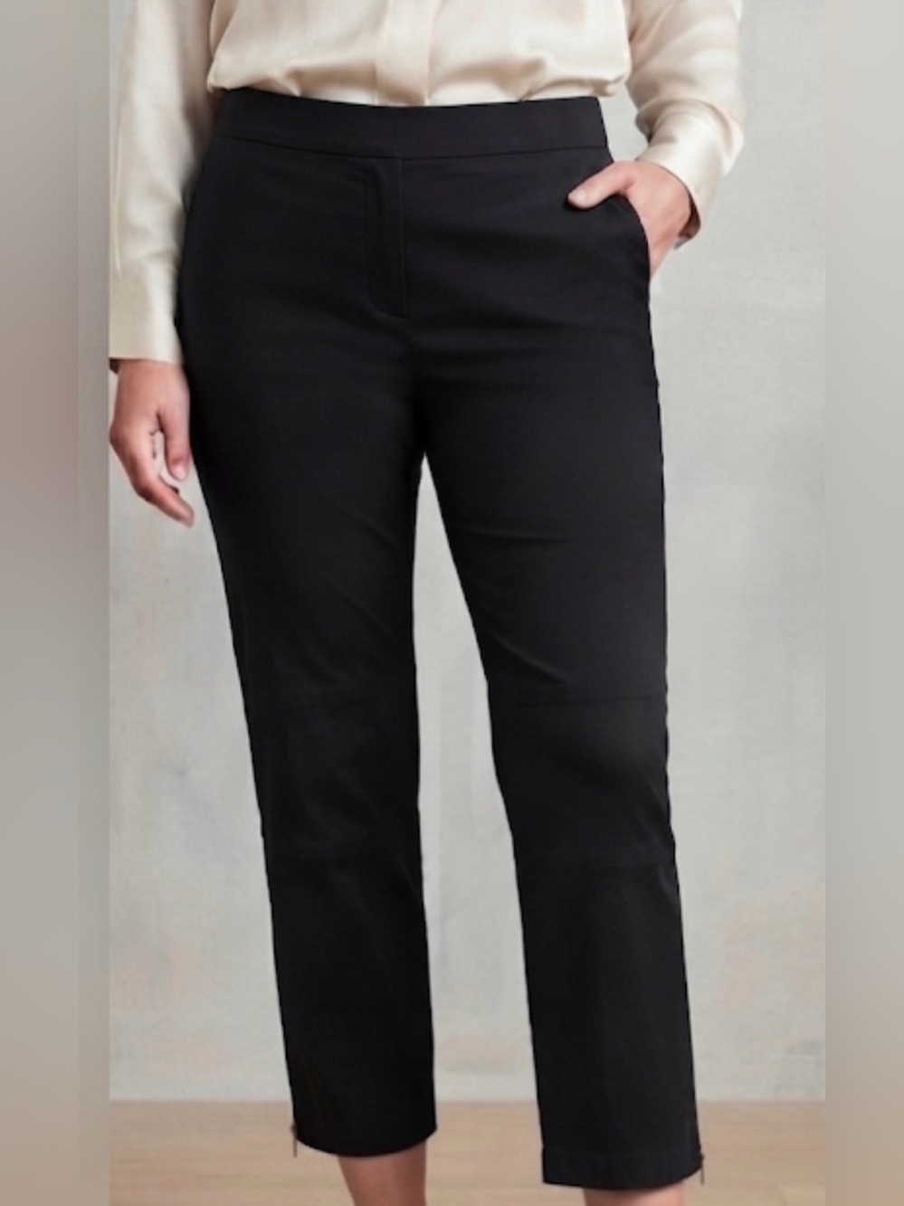 Venezia Jeans Co. Black Cropped Stretch Pants, Size 14
